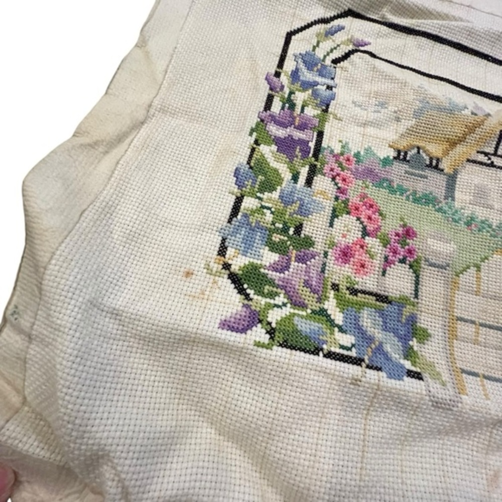 Bucilla Cross Stitch Kit Partially Stitched‎ "Our Little House" 40518 14”X11” - Picture 11 of 13